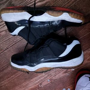 Jordan 11s